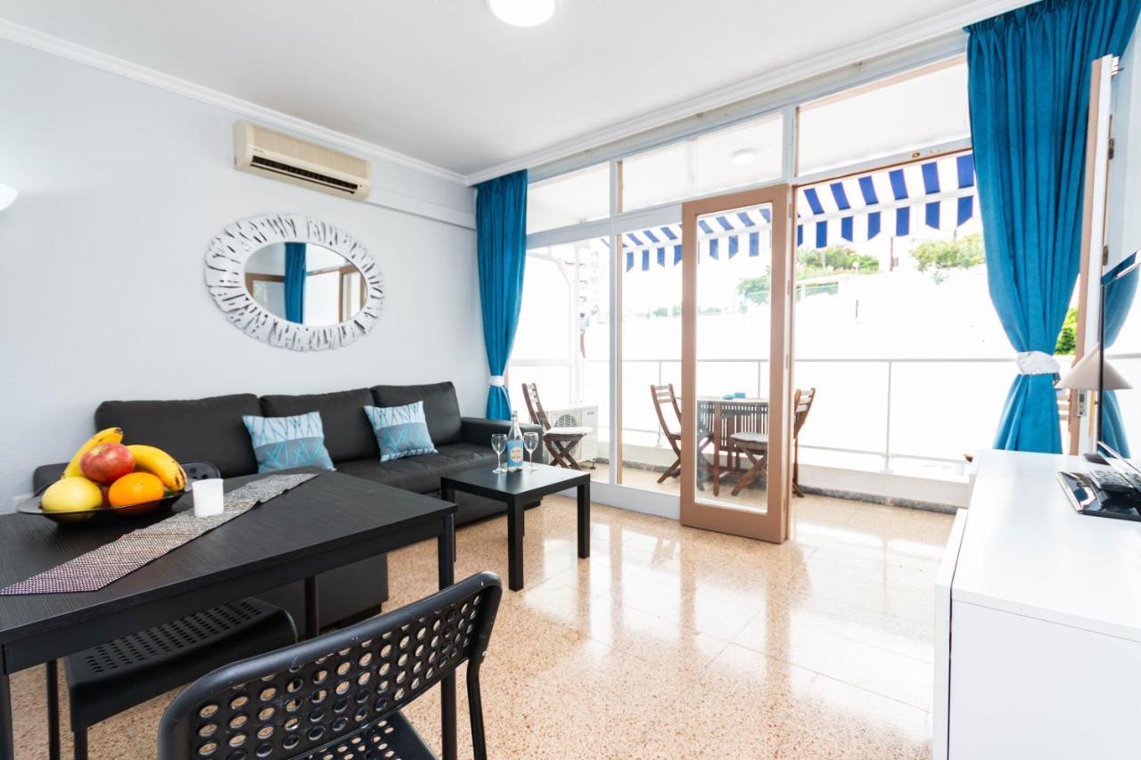 Serenity Yumbo: Beachside Apartment with Free Wi-Fi and Concierge Playa del Ingles  Exterior photo