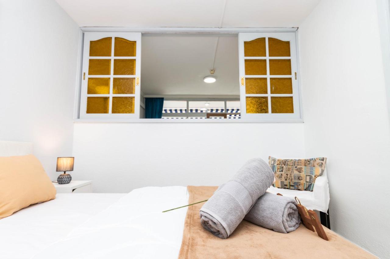 Serenity Yumbo: Beachside Apartment with Free Wi-Fi and Concierge Playa del Ingles  Exterior photo