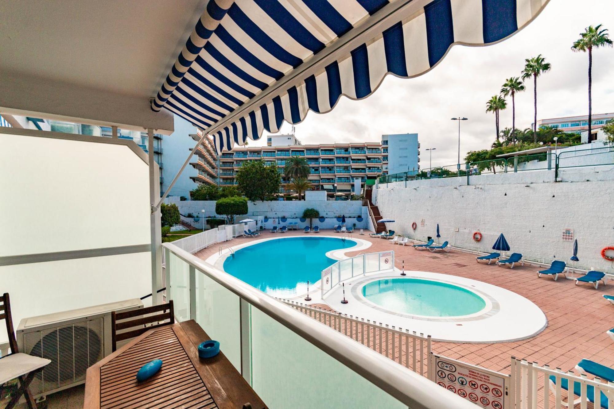 Serenity Yumbo: Beachside Apartment with Free Wi-Fi and Concierge Playa del Ingles  Exterior photo